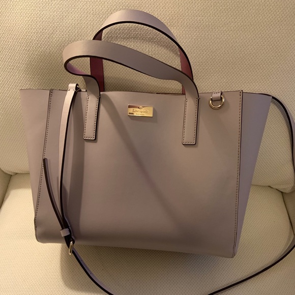 kate spade Handbags - Kate Spade Leather Tote
